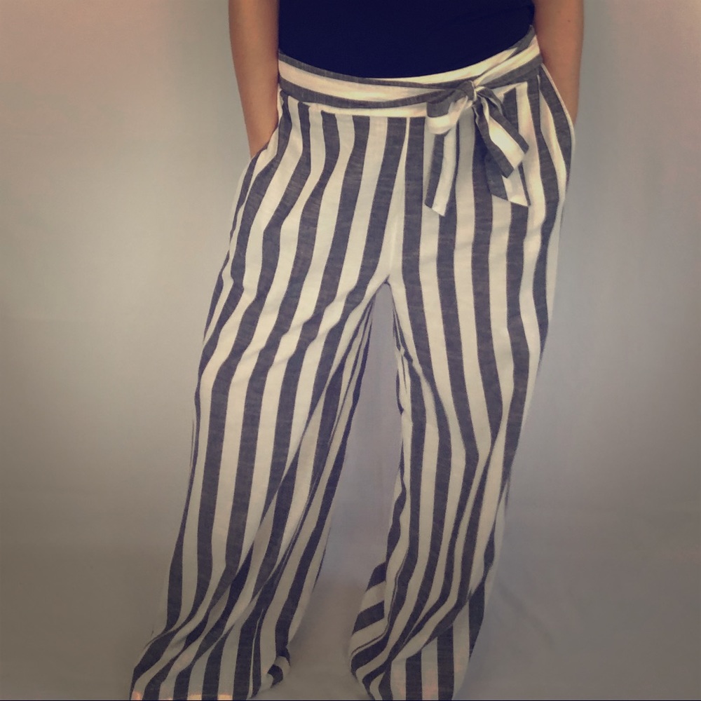 NEW 🌟 PLUS SIZE Striped Paper-Bag Bow Pants